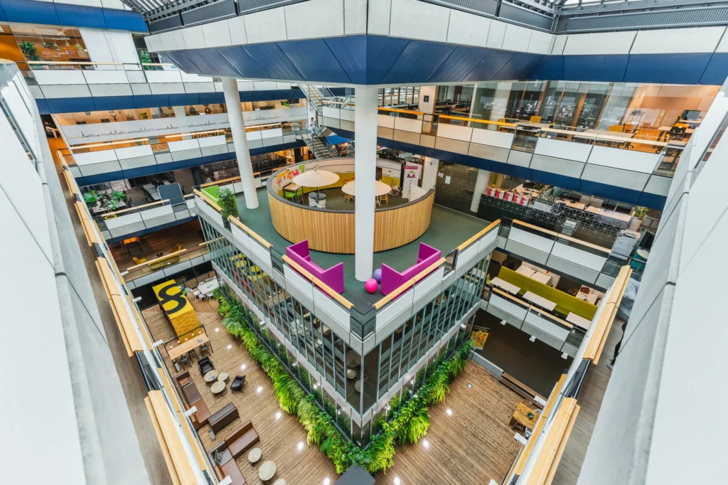 Horus_office